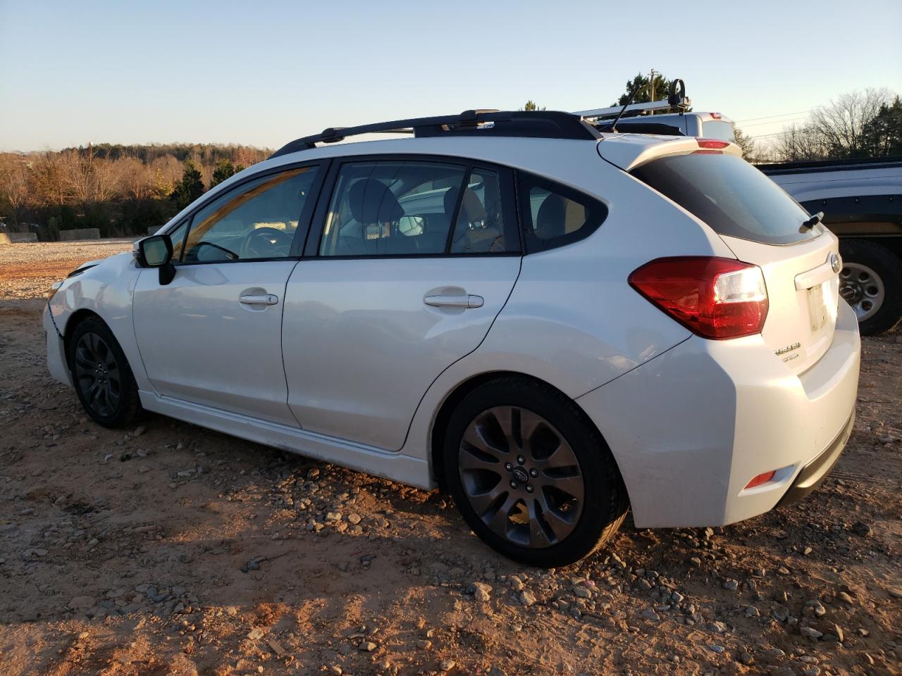 Obraz 2 z 2016 SUBARU IMPREZA SPORT PREMIUM 2016 z VIN JF1GPAP6XG8335388