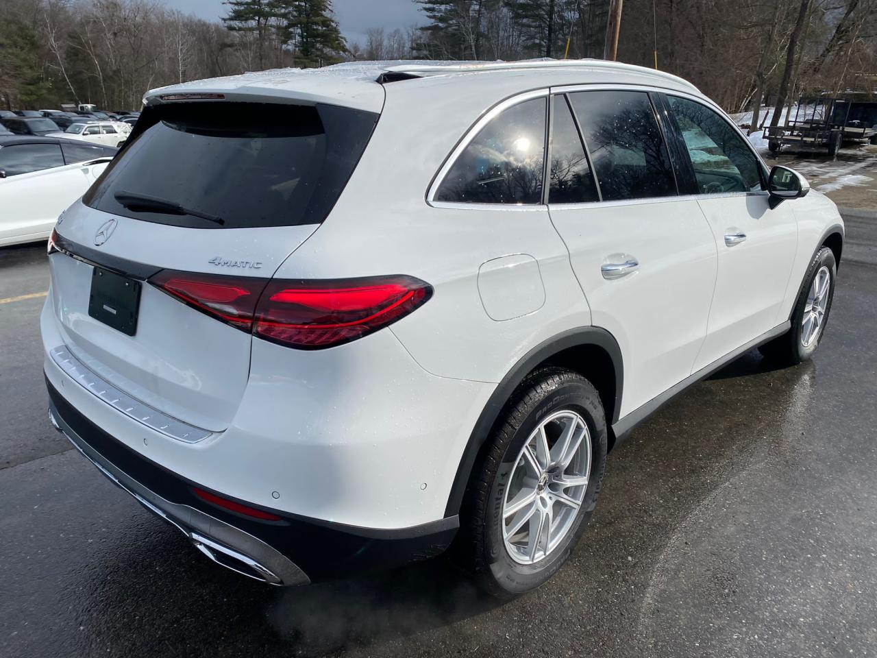 Image 3 of 2023 MERCEDES-BENZ GLC 300 4MATIC 2023 with VIN W1NKM4HB5PU013235