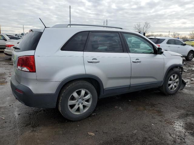 Image 3 of 2013 KIA SORENTO LX 2013 with VIN 5XYKT3A64DG418064