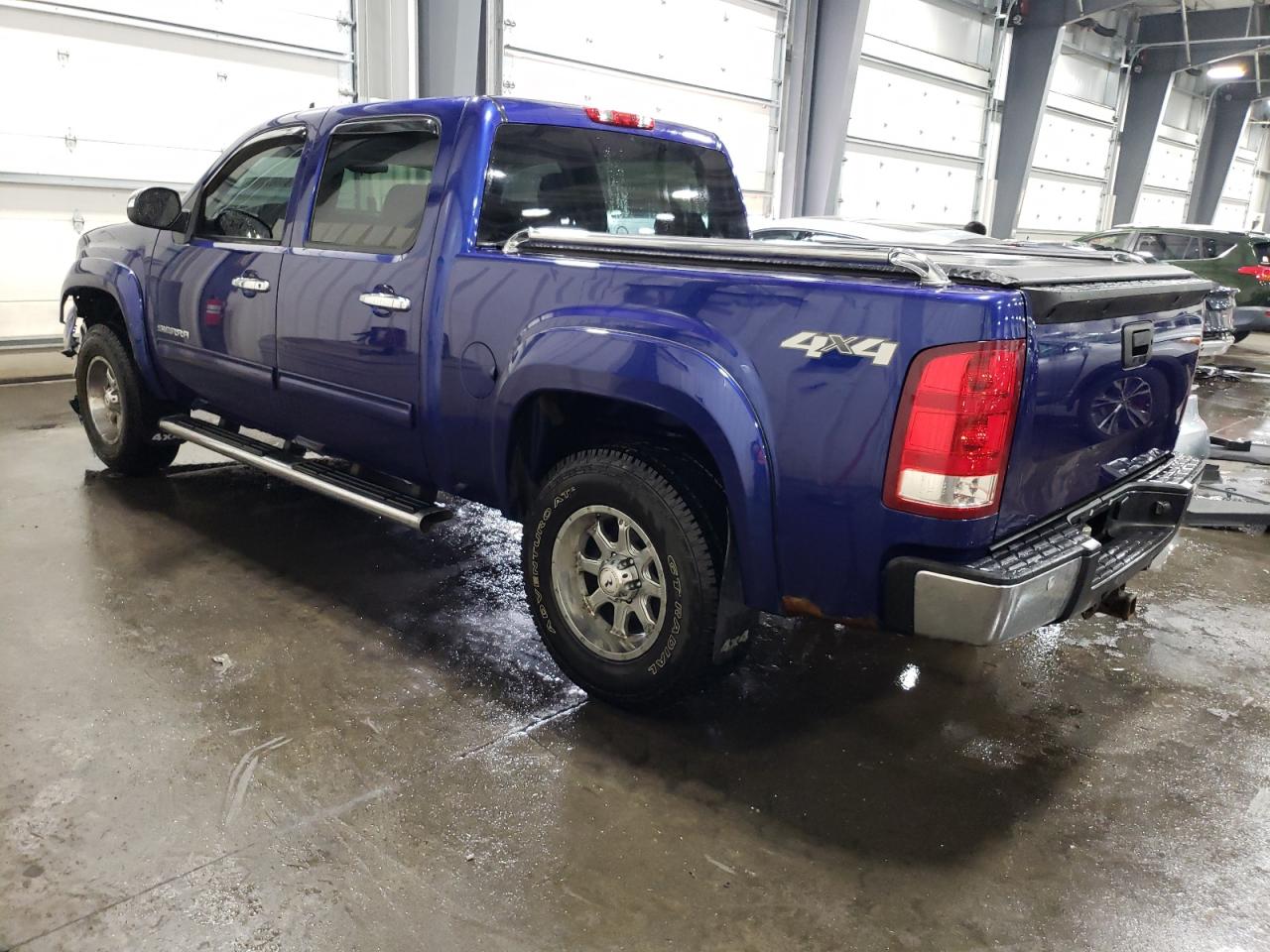 Image 2 of 2010 GMC SIERRA K1500 SLE 2010 with VIN 3GTRKVE31AG226143