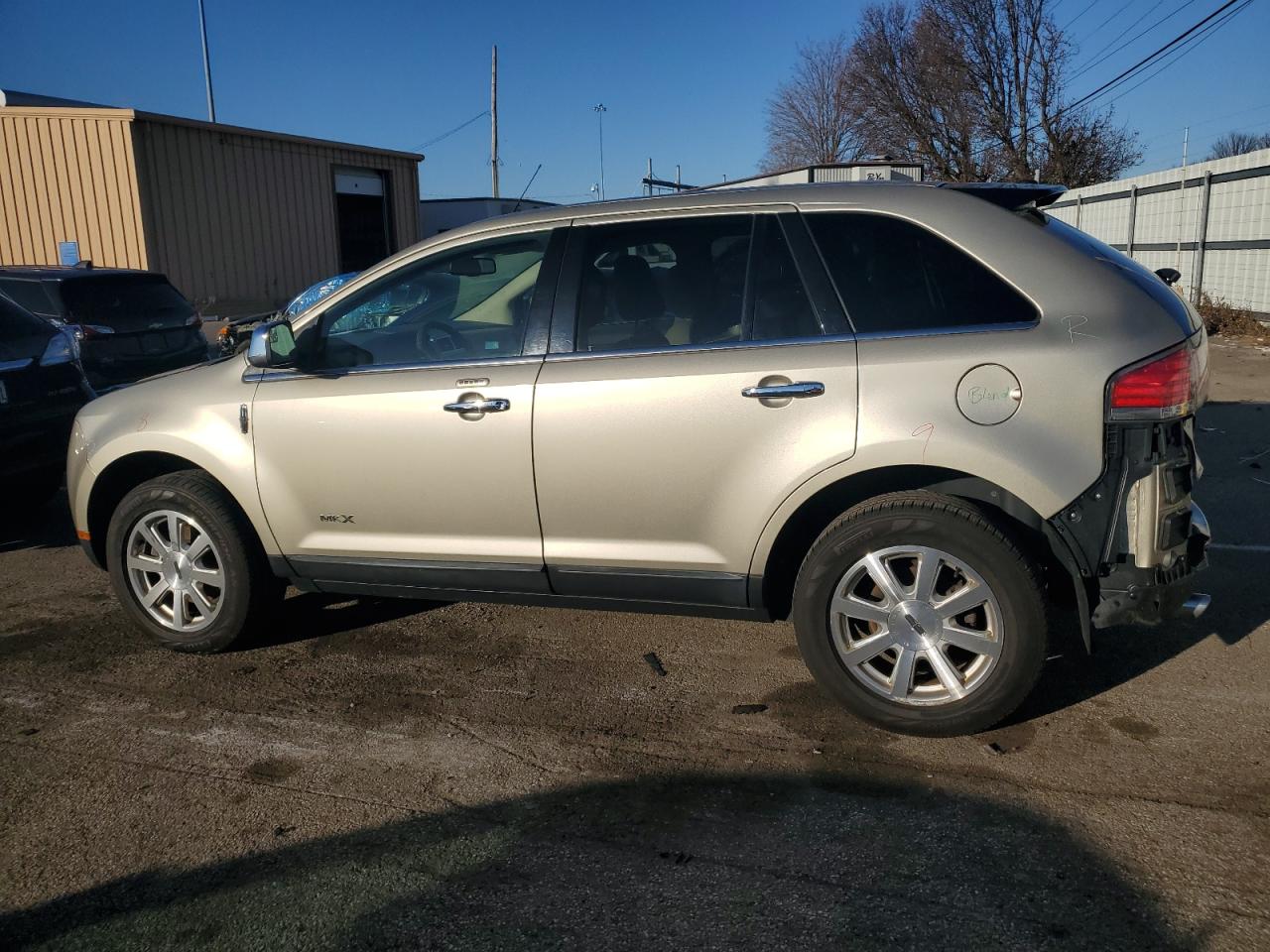 Изображение 2 2010 LINCOLN MKX  2010 с VIN 2LMDJ6JC6ABJ25739