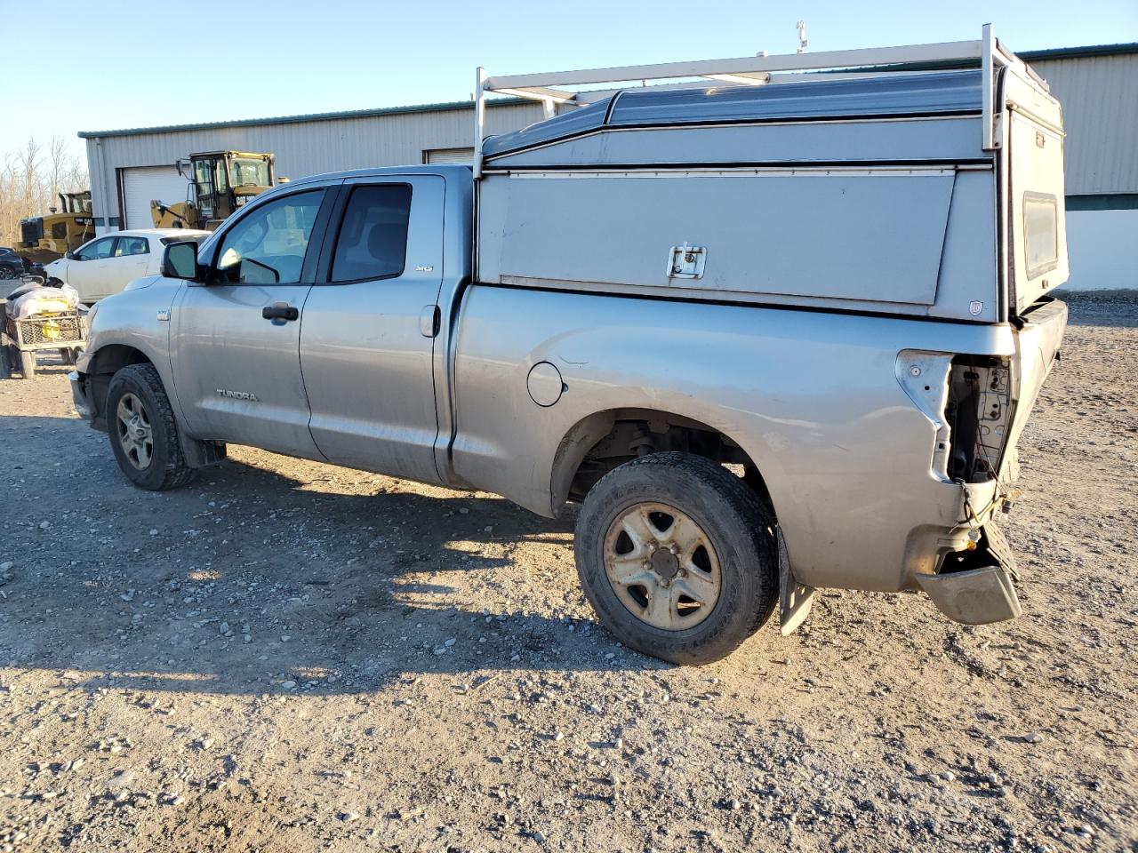 Изображение 2 2007 TOYOTA TUNDRA DOUBLE CAB SR5 2007 с VIN 5TFRT54167X012718