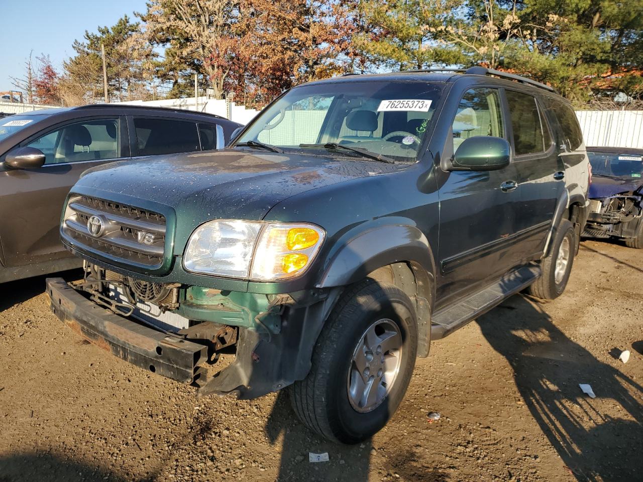 Image 1 of 2004 TOYOTA SEQUOIA SR5 2004 with VIN 5TDBT44AX4S230383