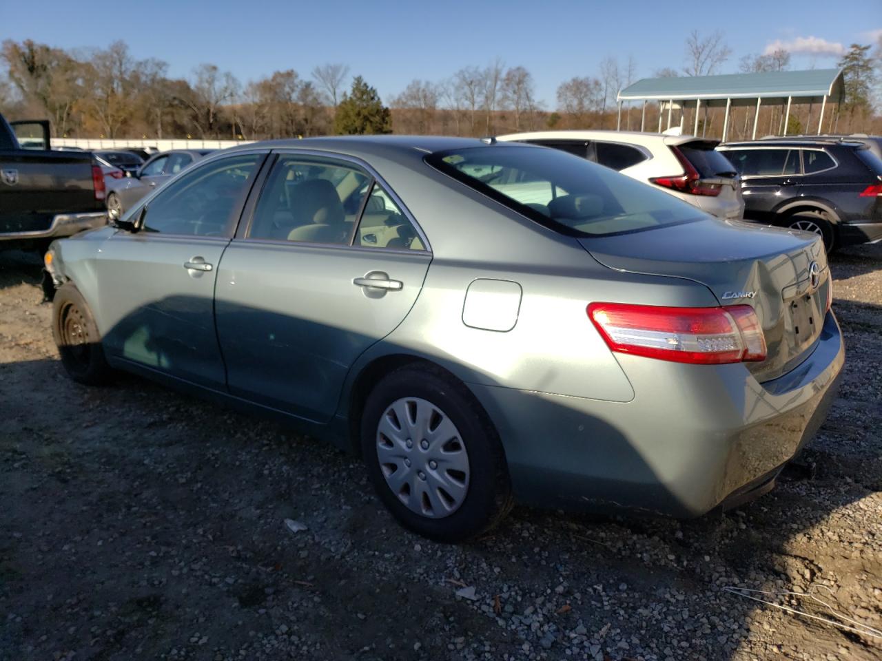 Obraz 2 z 2011 TOYOTA CAMRY BASE 2011 z VIN 4T1BF3EK5BU746311