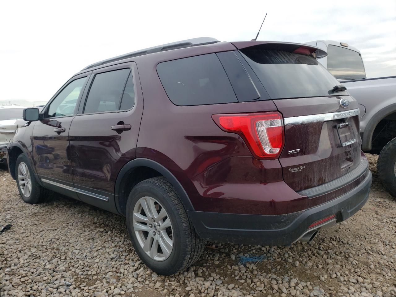 Image 2 of 2019 FORD EXPLORER XLT 2019 with VIN 1FM5K8DH5KGA46640