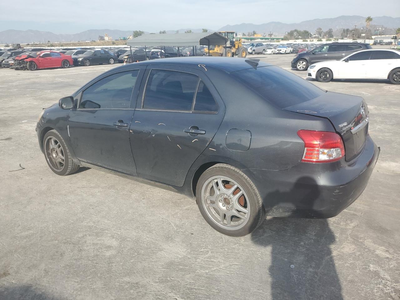 Obraz 2 z 2009 TOYOTA YARIS  2009 z VIN JTDBT903391332973