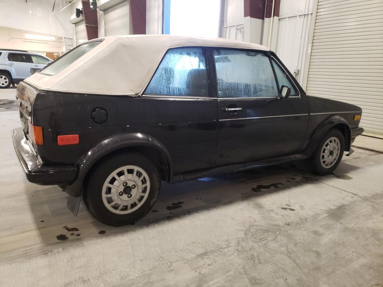 Obraz 3 z 1981 VOLKSWAGEN RABBIT DELUXE 1981 z VIN WVWCA0157BK003828