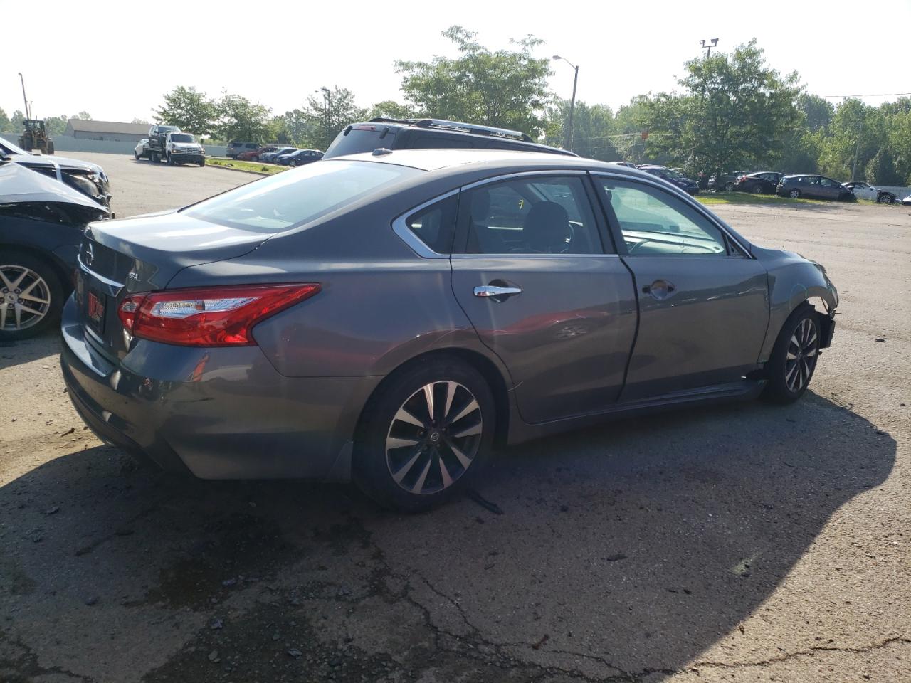 Image 3 of 2017 NISSAN ALTIMA 2.5 2017 with VIN 1N4AL3AP2HC125820