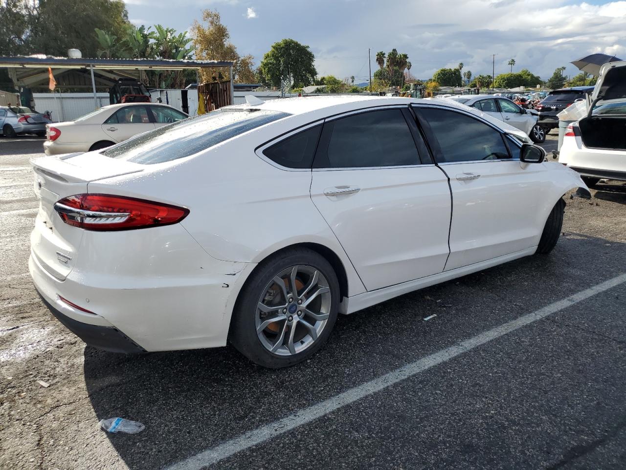 Изображение 3 2020 FORD FUSION TITANIUM 2020 с VIN 3FA6P0RU0LR113095