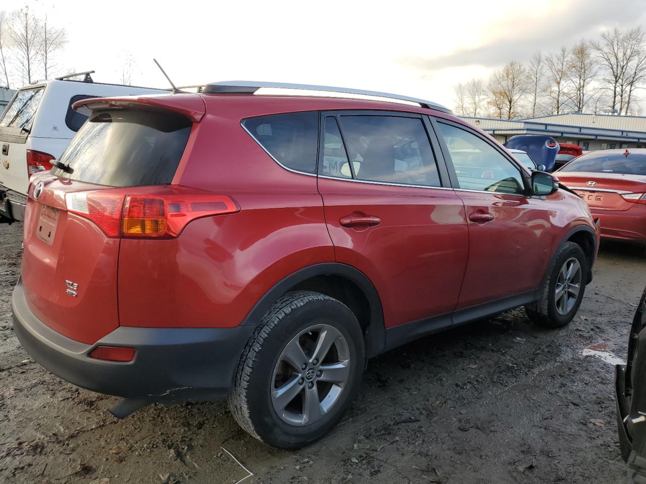 Image 3 of 2015 TOYOTA RAV4 XLE 2015 with VIN JTMRFREV0FD153364