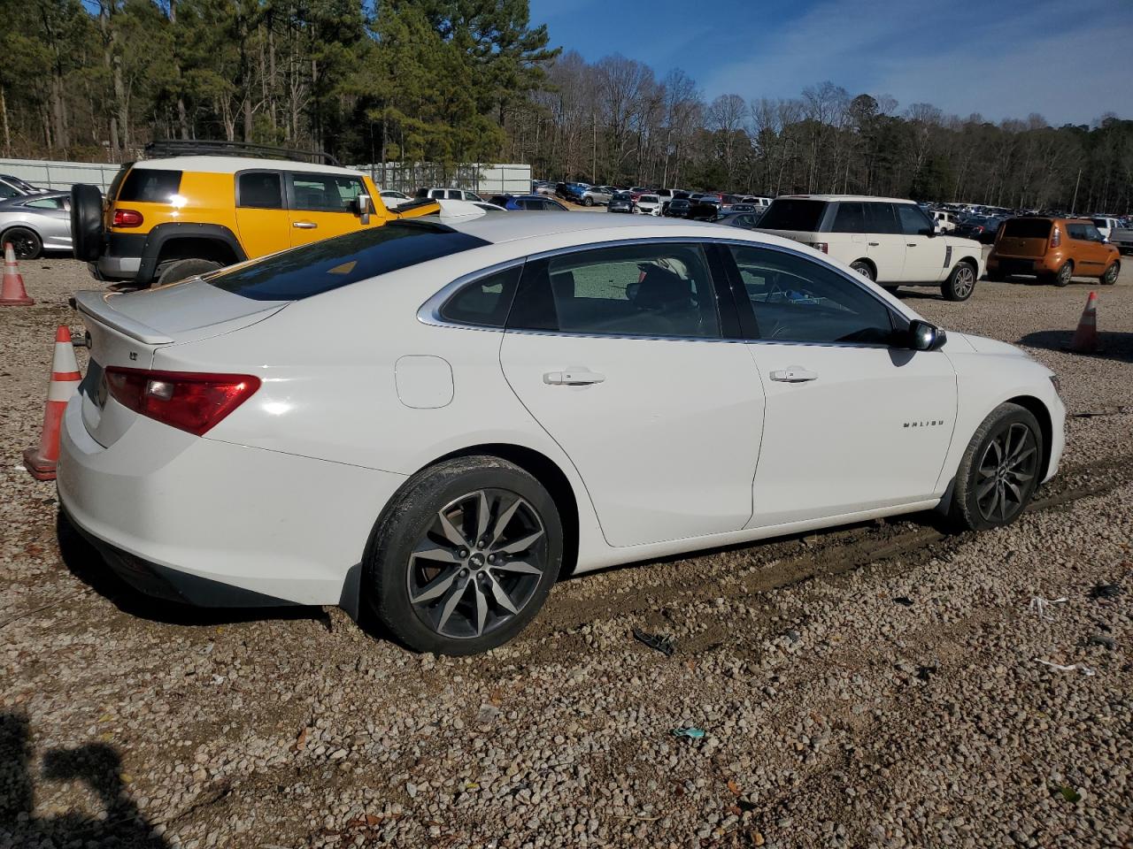 Image 3 of 2018 CHEVROLET MALIBU LT 2018 with VIN 1G1ZD5STXJF268920