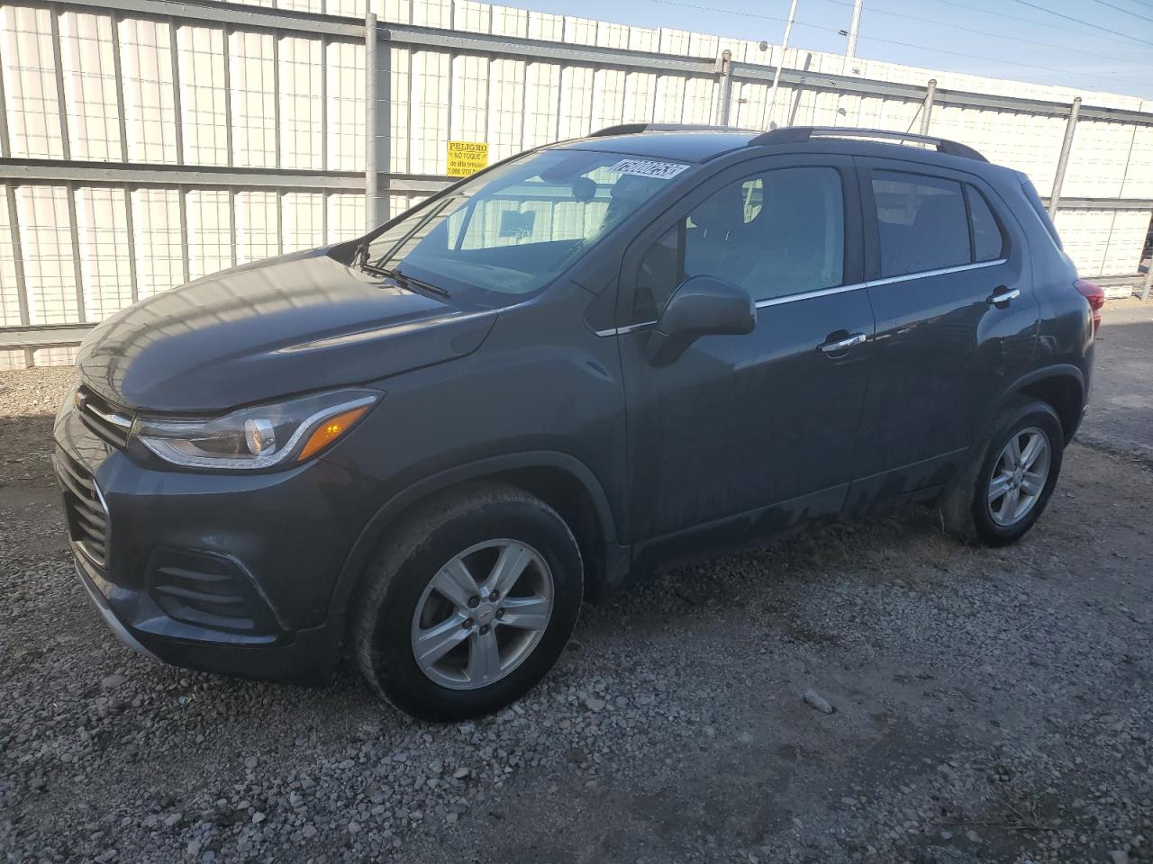 Obraz 1 z 2018 CHEVROLET TRAX 1LT 2018 z VIN KL7CJPSB0JB685797