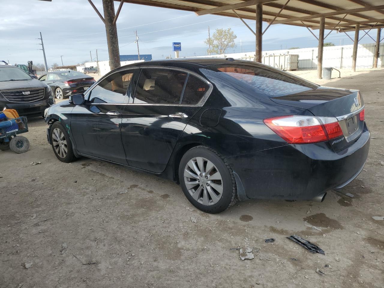 Image 2 of 2013 HONDA ACCORD EXL 2013 with VIN 1HGCR3F88DA031497
