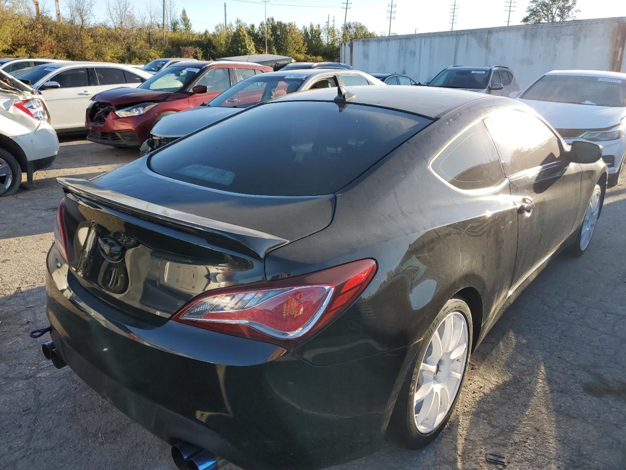 Image 3 of 2013 HYUNDAI GENESIS COUPE 2.0T 2013 with VIN KMHHT6KD3DU113013