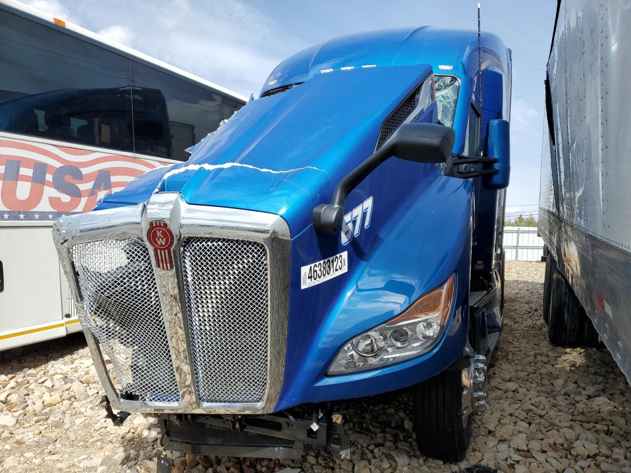 Image 2 of 2023 KENWORTH CONSTRUCTION T680 2023 with VIN 1XKYD49X9PJ247895