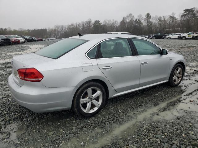 Изображение 3 2015 VOLKSWAGEN PASSAT S 2015 с VIN 1VWAS7A37FC111603