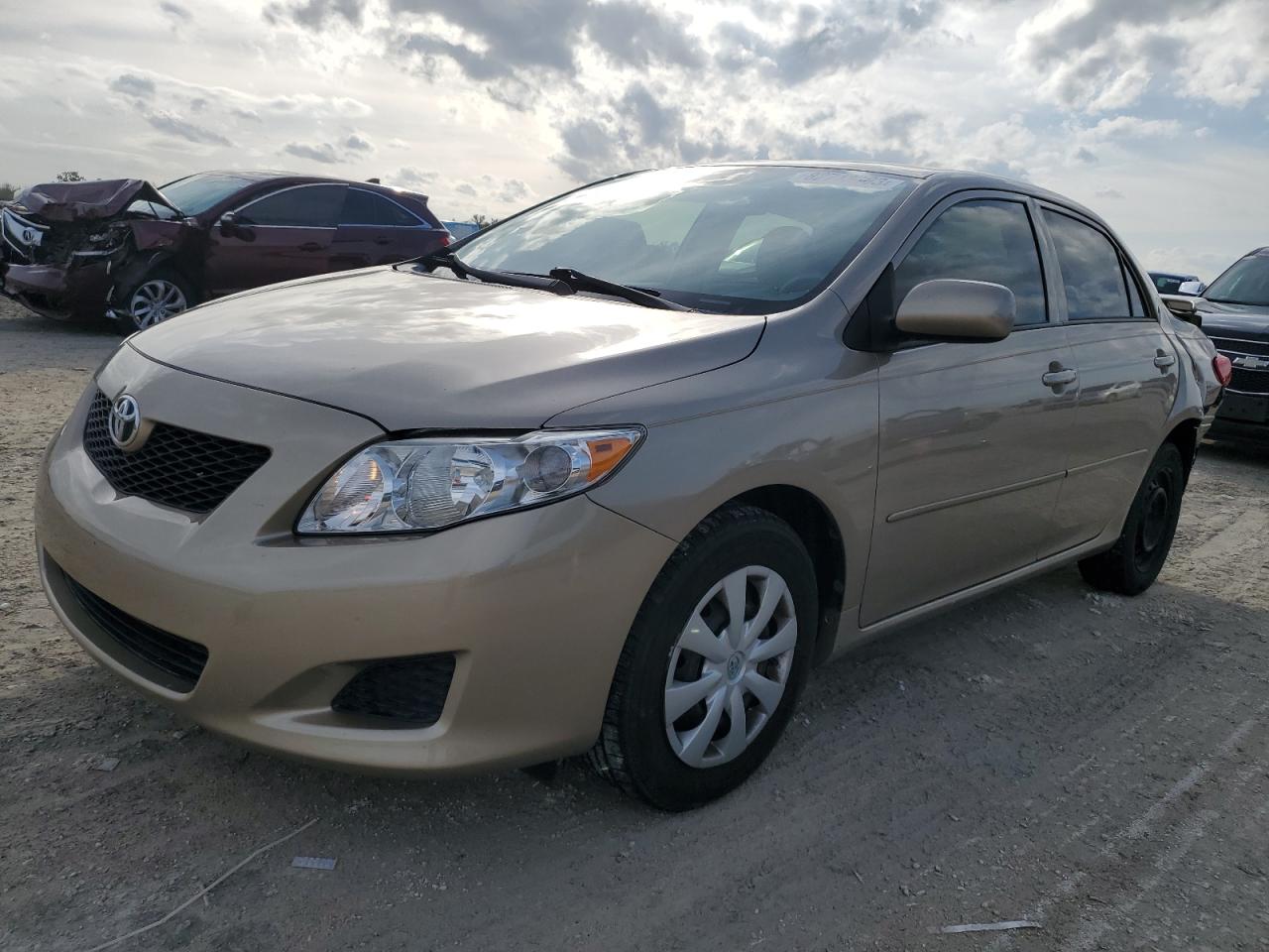 Изображение 1 2010 TOYOTA COROLLA BASE 2010 с VIN 1NXBU4EE7AZ213297
