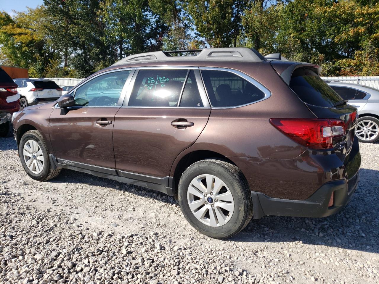 Image 2 of 2019 SUBARU OUTBACK 2.5I PREMIUM 2019 with VIN 4S4BSAFC9K3397456