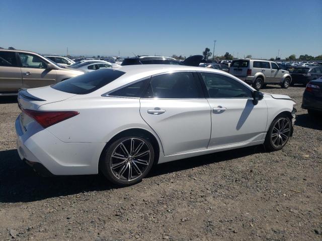 Image 3 of 2019 TOYOTA AVALON XLE 2019 with VIN 4T1BZ1FB6KU033590