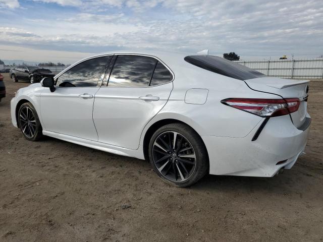 Obraz 2 z 2019 TOYOTA CAMRY XSE 2019 z VIN 4T1B61HK3KU831096