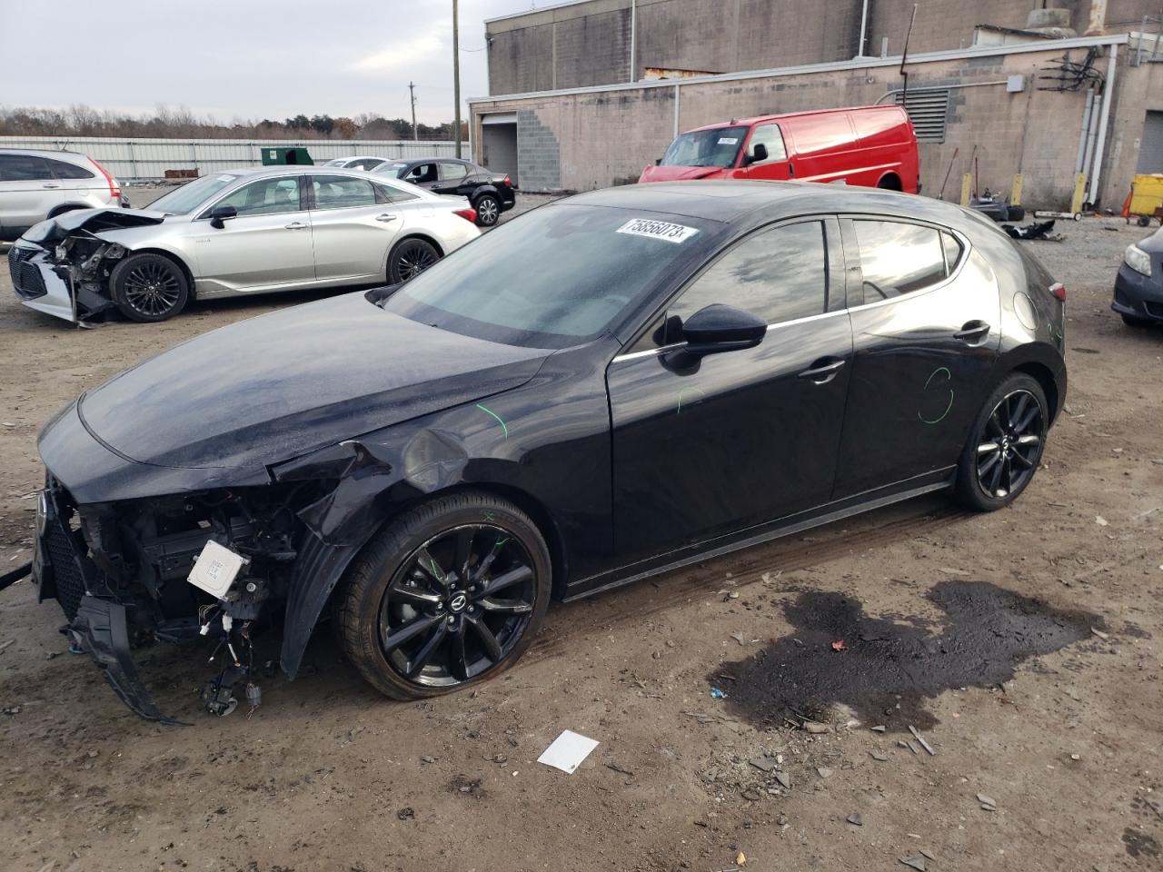 Image 1 of 2020 MAZDA 3 PREMIUM 2020 with VIN JM1BPANM9L1165467