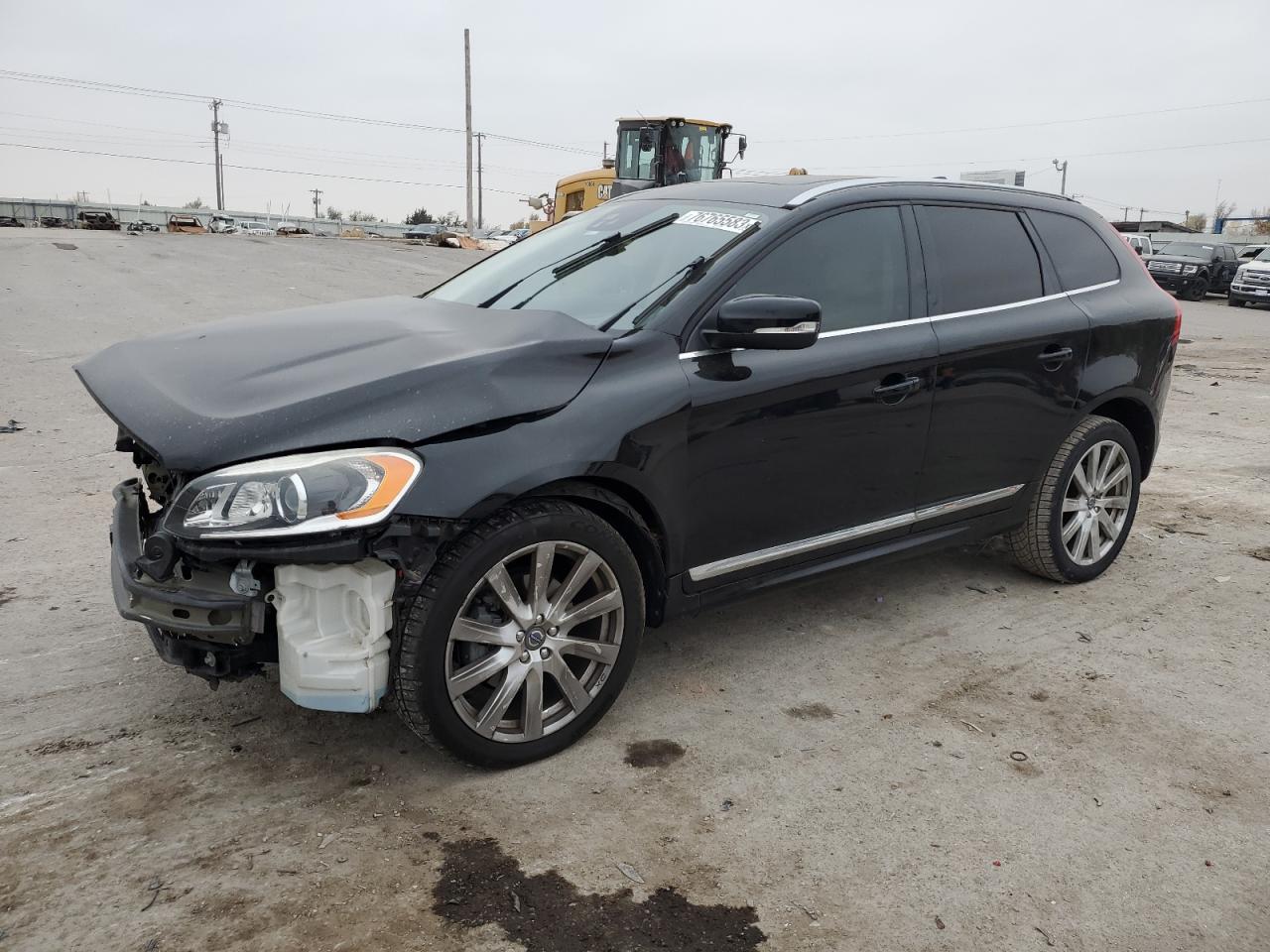 Image 1 of 2017 VOLVO XC60 T6 INSCRIPTION 2017 with VIN YV449MRU8H2134191