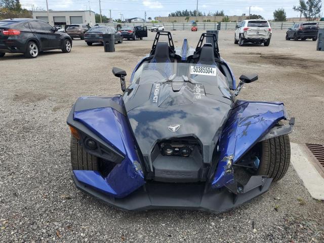 Image 2 of 2017 POLARIS SLINGSHOT SL 2017 with VIN 57XAAPFA6H8118746