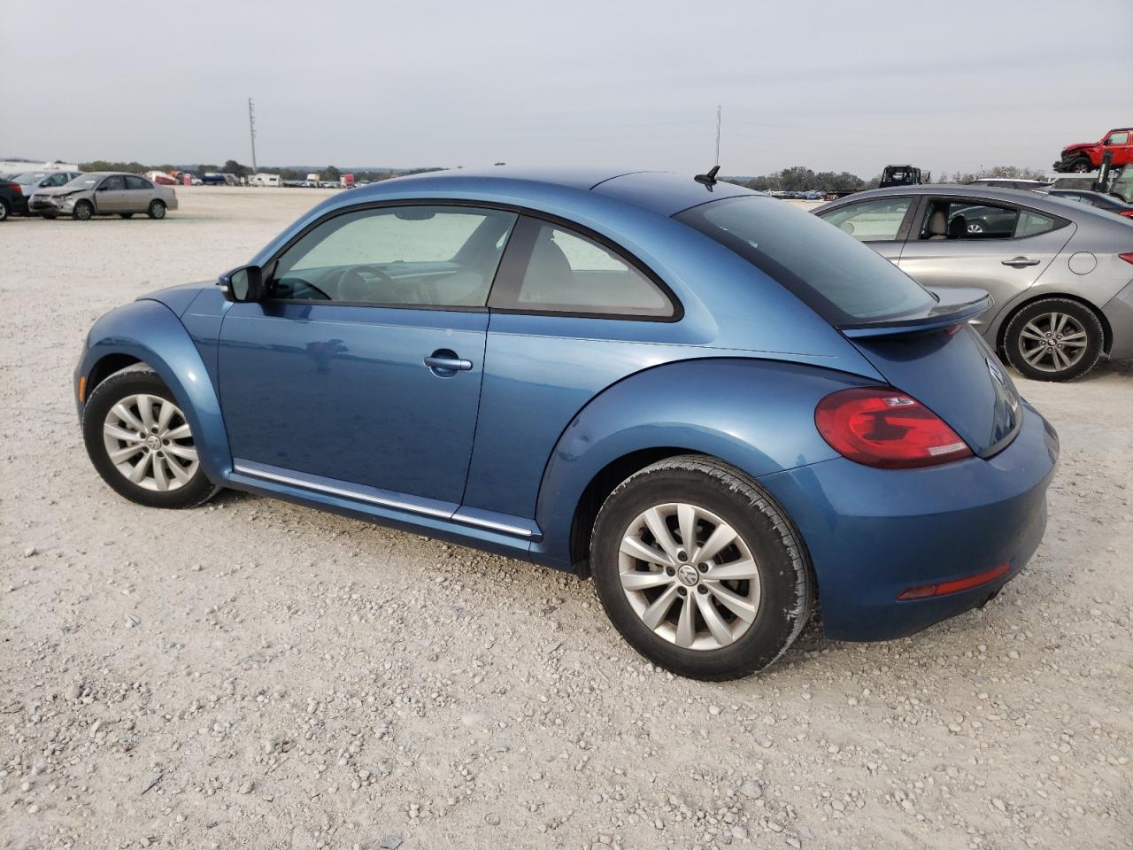 Image 2 of 2019 VOLKSWAGEN BEETLE S 2019 with VIN 3VWFD7AT3KM712676