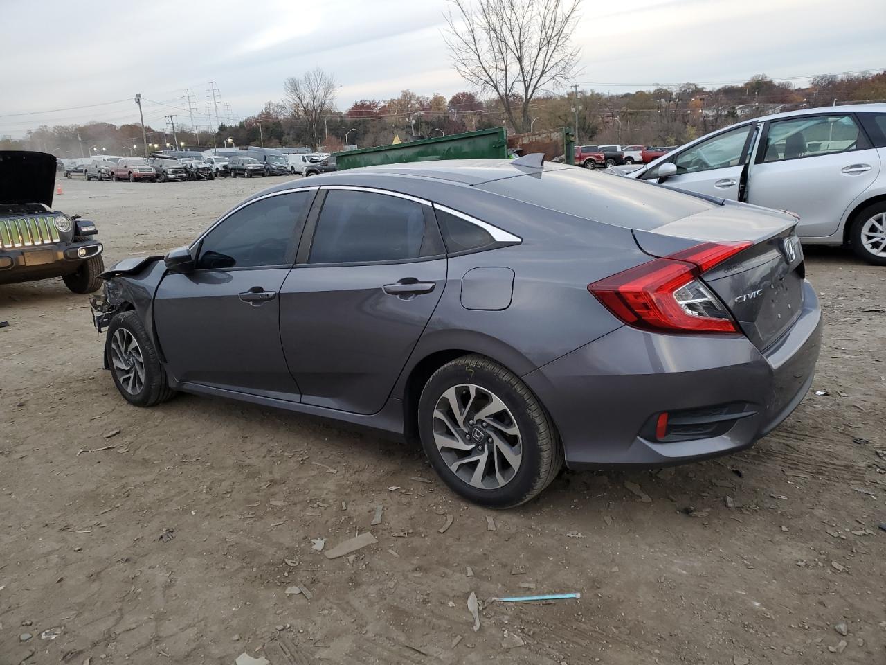 Изображение 2 2018 HONDA CIVIC EX 2018 с VIN 2HGFC2F71JH579743