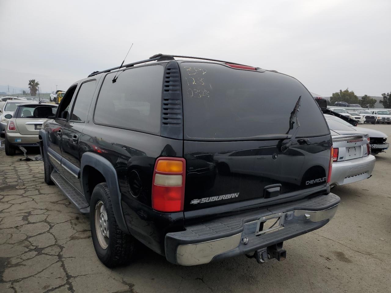 Изображение 2 2001 CHEVROLET SUBURBAN K1500 2001 с VIN 3GNFK16T61G228858
