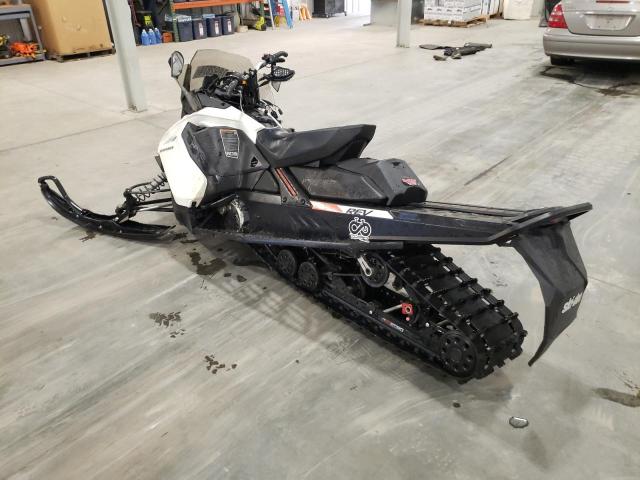 Image 3 of 2019 SKI DOO RENEGADE 2019 with VIN 2BPSUFKA9KV000357