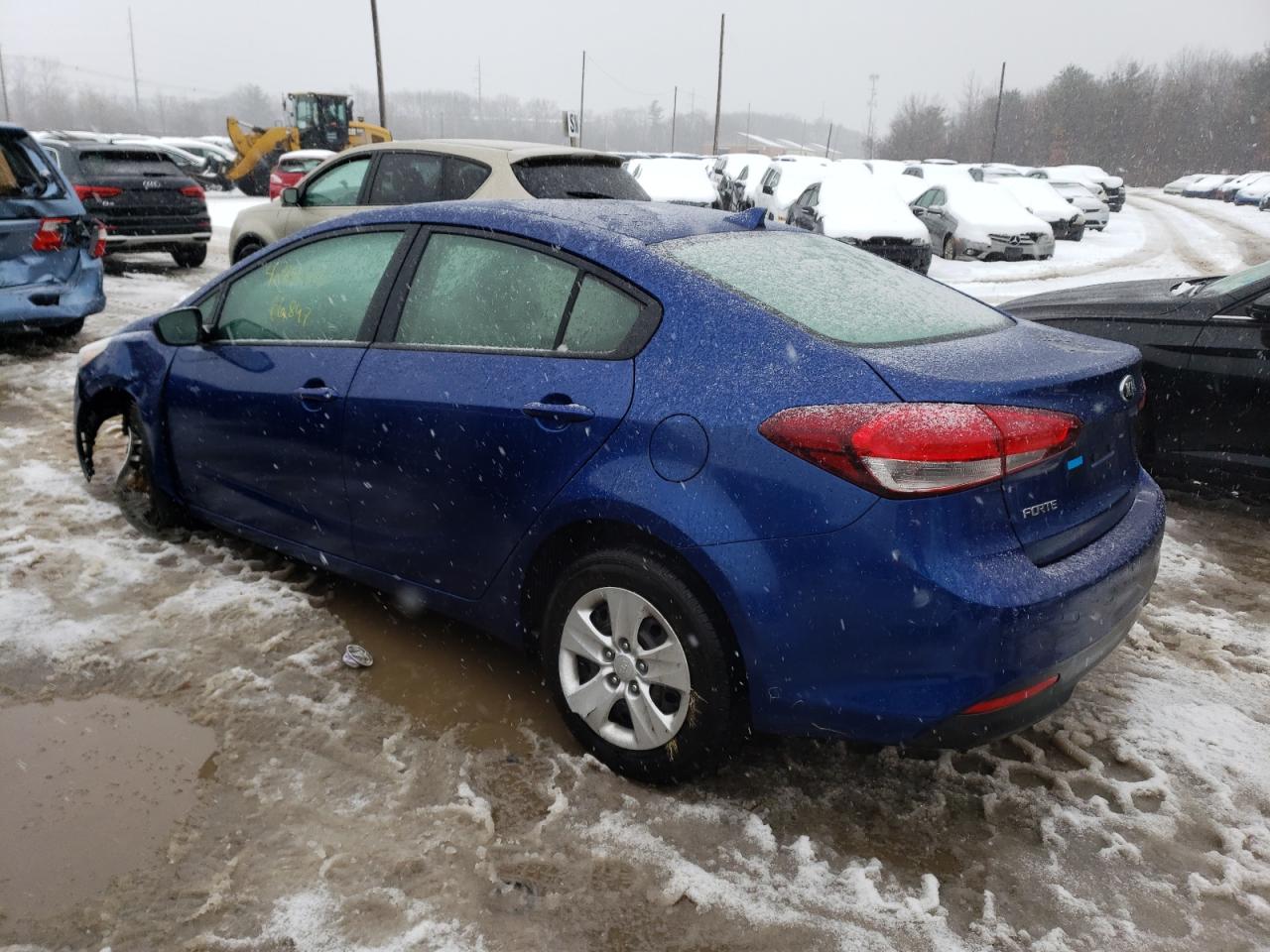 Изображение 2 2018 KIA FORTE LX 2018 с VIN 3KPFK4A79JE273115