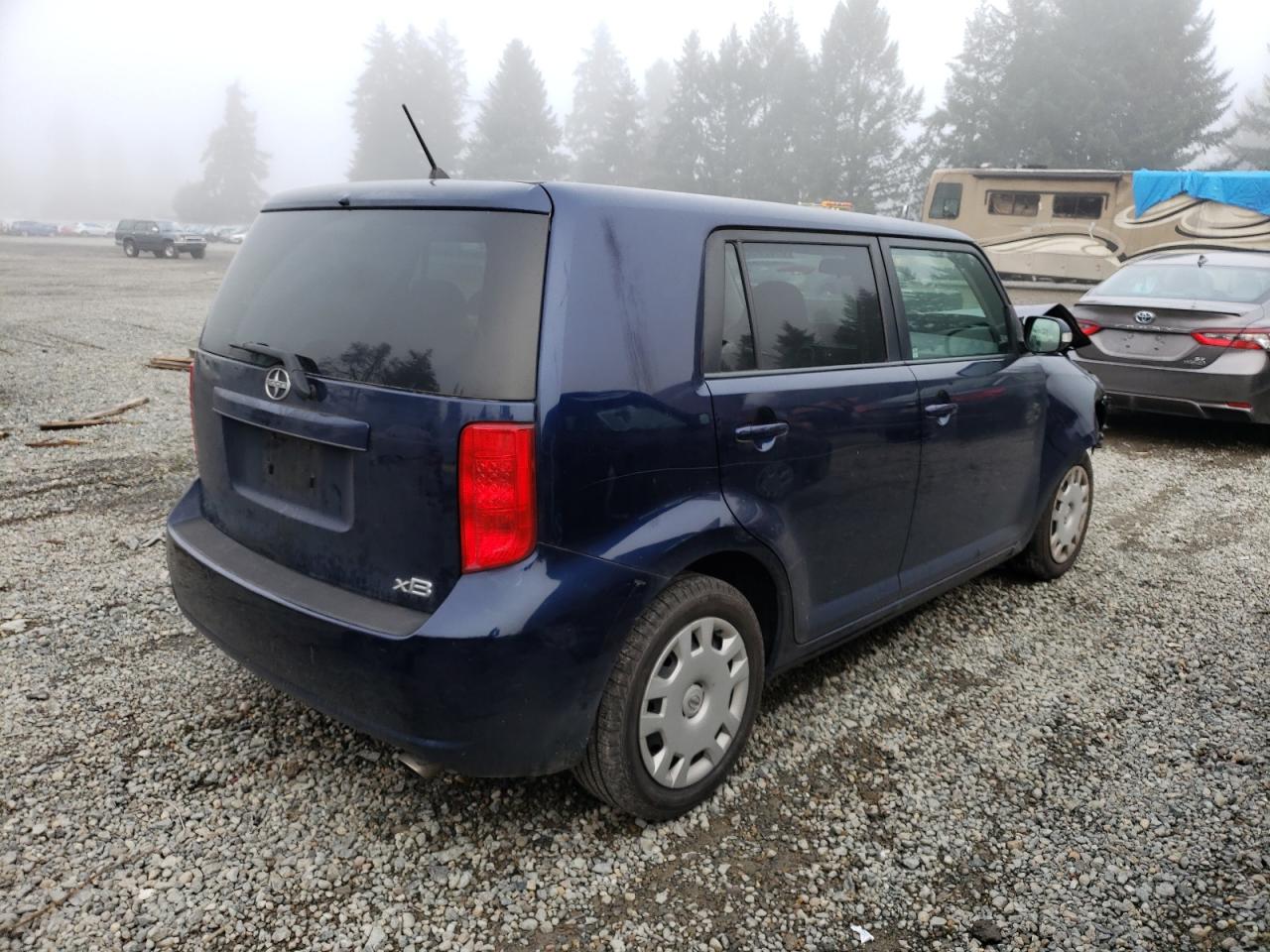 Obraz 3 z 2008 TOYOTA SCION XB 2008 z VIN JTLKE50E081001727