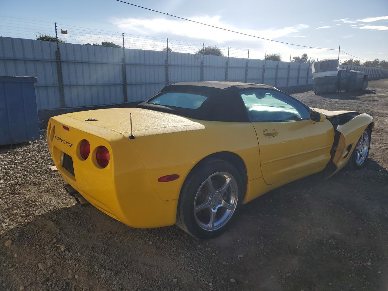 Image 3 of 2002 CHEVROLET CORVETTE  2002 with VIN 1G1YY32G525119488