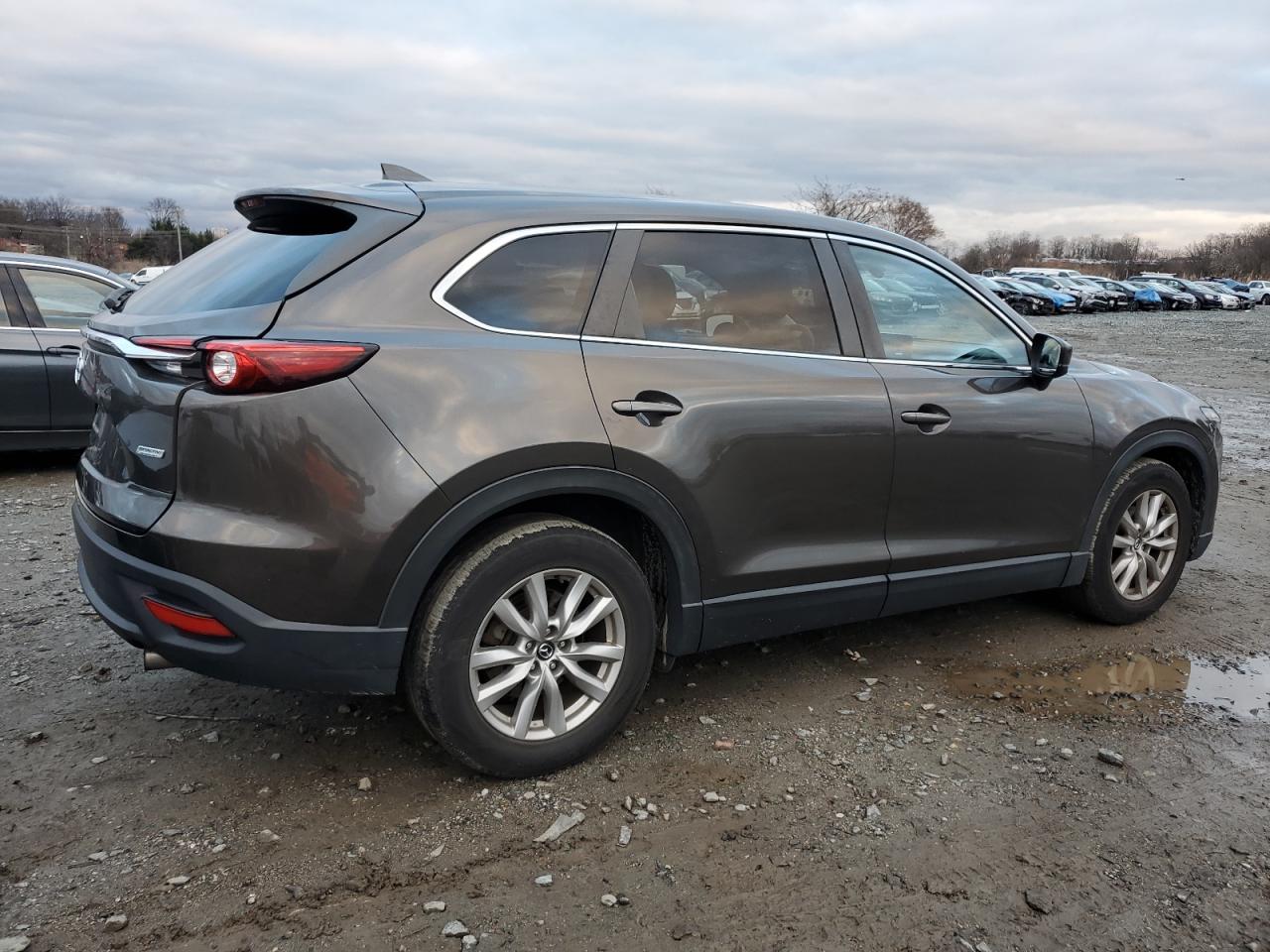 Obraz 3 z 2016 MAZDA CX-9 TOURING 2016 z VIN JM3TCBBY0G0103536