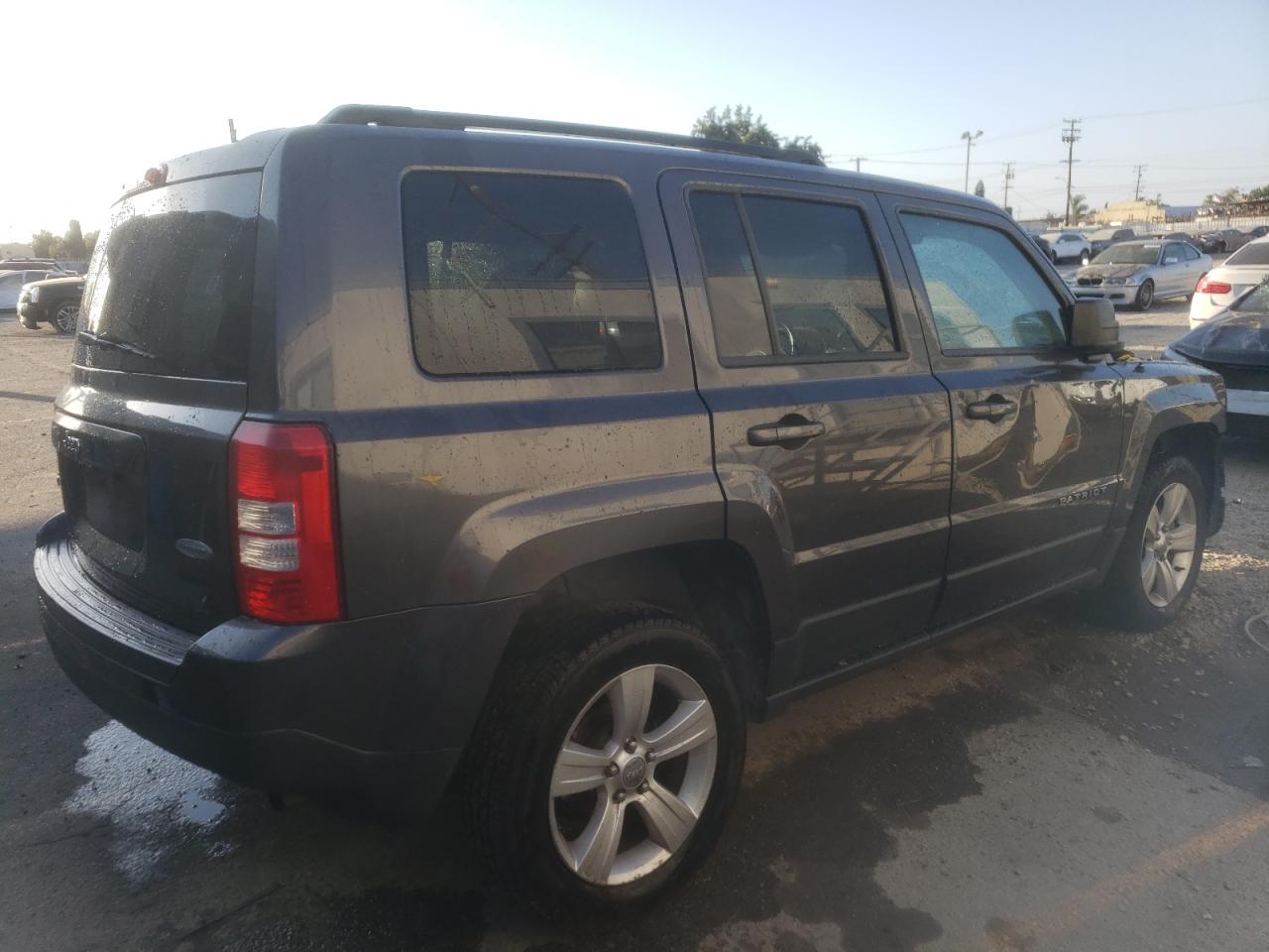 Image 3 of 2016 JEEP PATRIOT LATITUDE 2016 with VIN 1C4NJRFB3GD645776