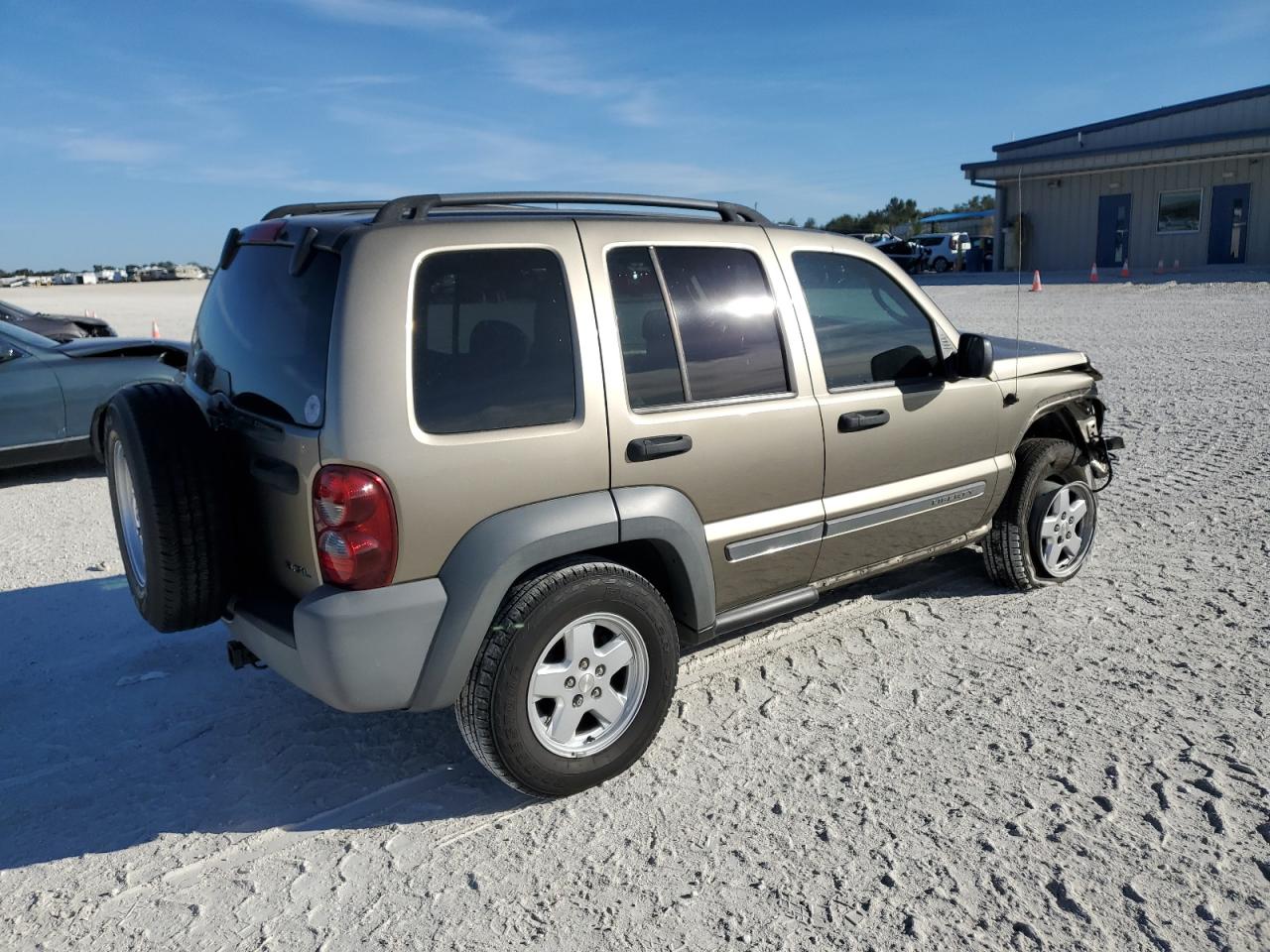 Obraz 3 z 2005 JEEP LIBERTY SPORT 2005 z VIN 1J4GK48K65W598051