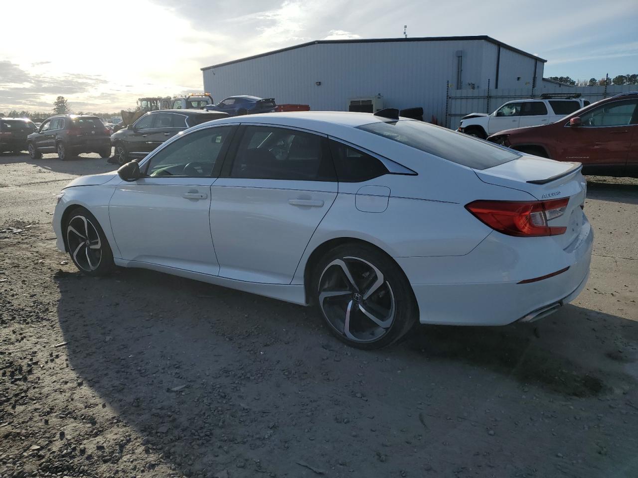 Изображение 2 2022 HONDA ACCORD SPORT SE 2022 с VIN 1HGCV1F41NA072097