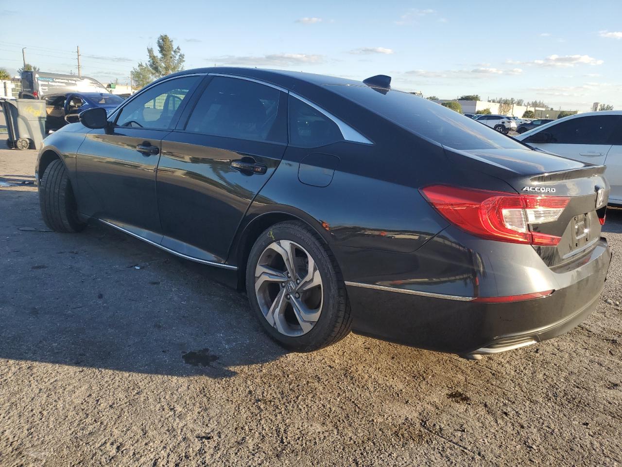 Obraz 2 z 2020 HONDA ACCORD EXL 2020 z VIN 1HGCV1F57LA022889