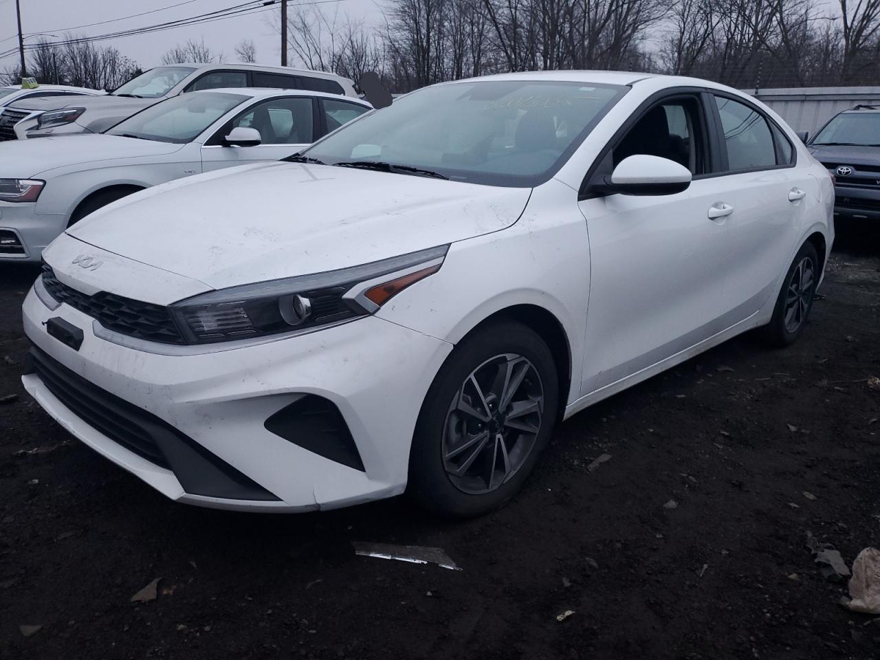 Obraz 1 z 2022 KIA FORTE FE 2022 z VIN 3KPF24AD0NE448153