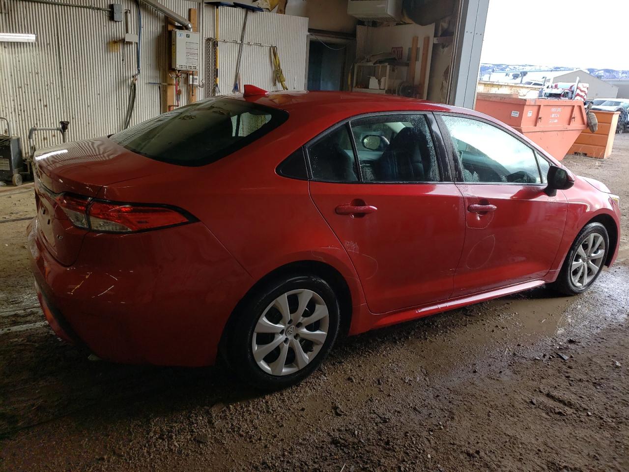 Изображение 3 2021 TOYOTA COROLLA LE 2021 с VIN 5YFEPMAE0MP260302