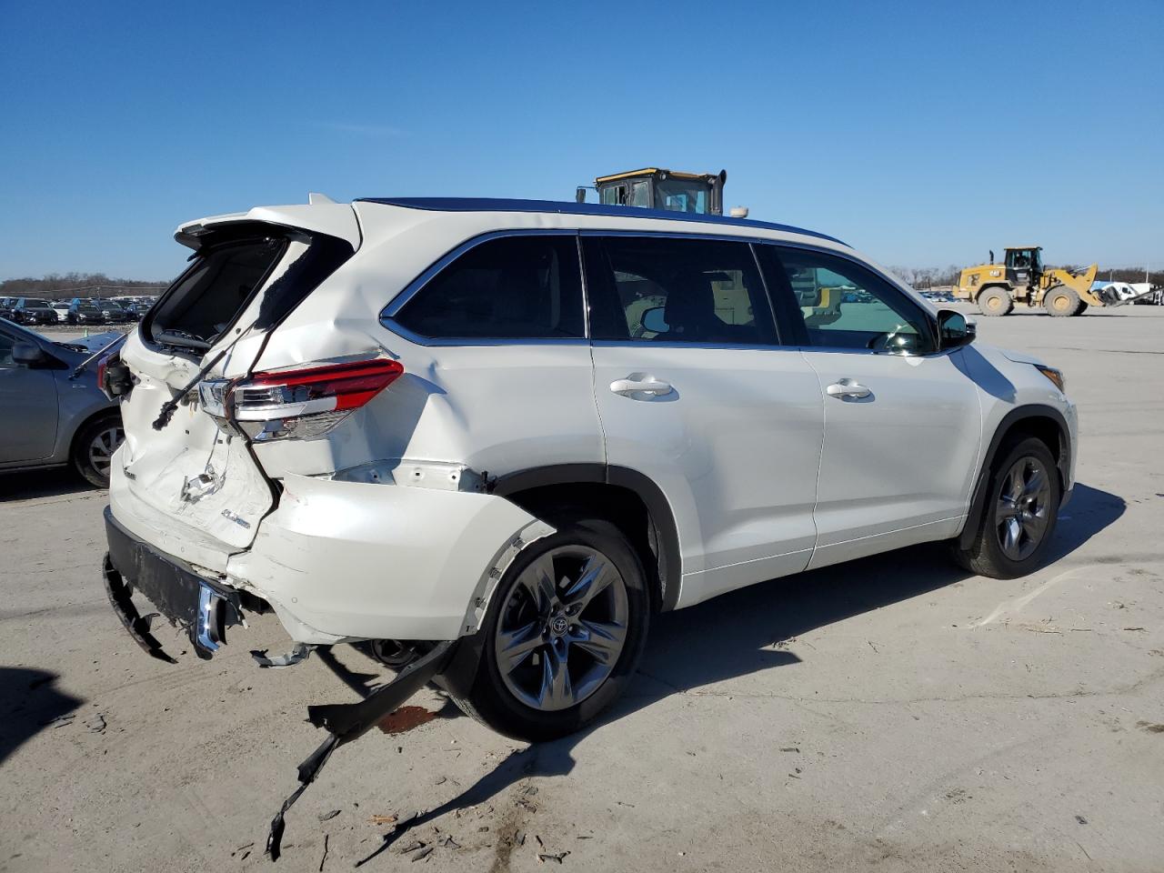 Изображение 3 2019 TOYOTA HIGHLANDER LIMITED 2019 с VIN 5TDDZRFH3KS736603