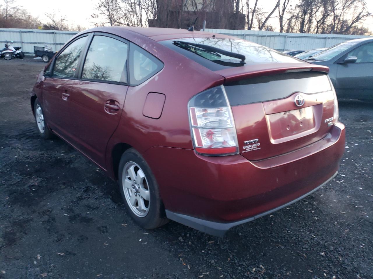 Obraz 2 z 2005 TOYOTA PRIUS  2005 z VIN JTDKB20U453066946