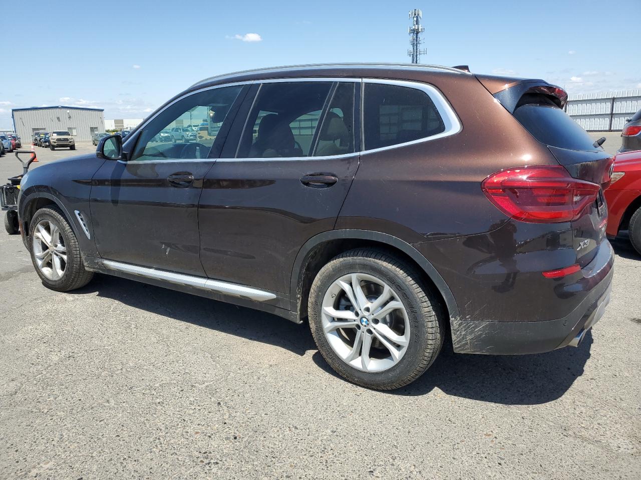 Image 2 of 2020 BMW X3 SDRIVE30I 2020 with VIN 5UXTY3C09LLE54853