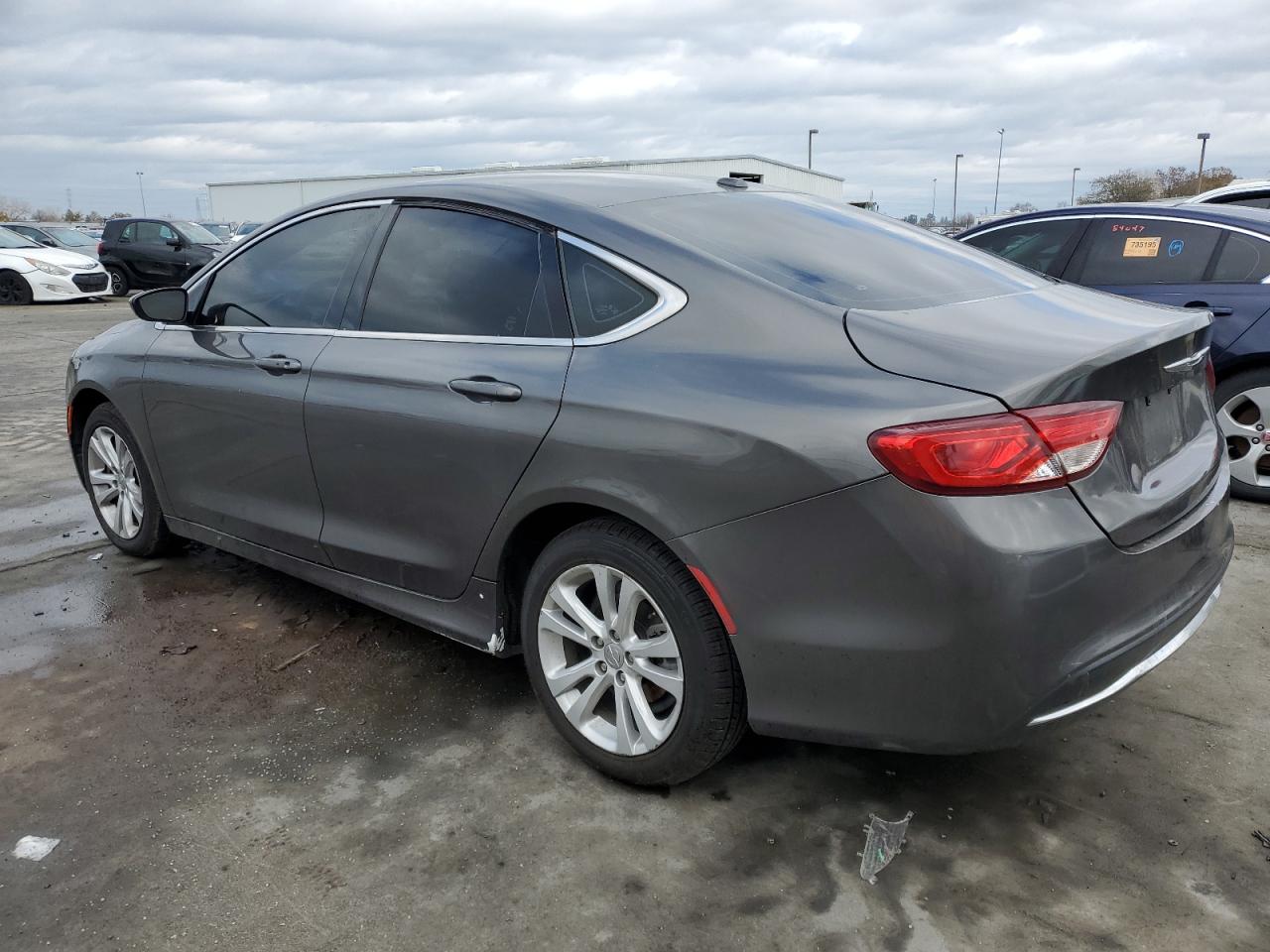 Obraz 2 z 2015 CHRYSLER 200 LIMITED 2015 z VIN 1C3CCCAB5FN676076