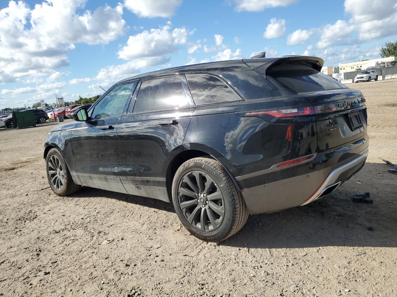 Image 2 of 2019 LAND ROVER RANGE ROVER VELAR R-DYNAMIC SE 2019 with VIN SALYL2EV6KA794700