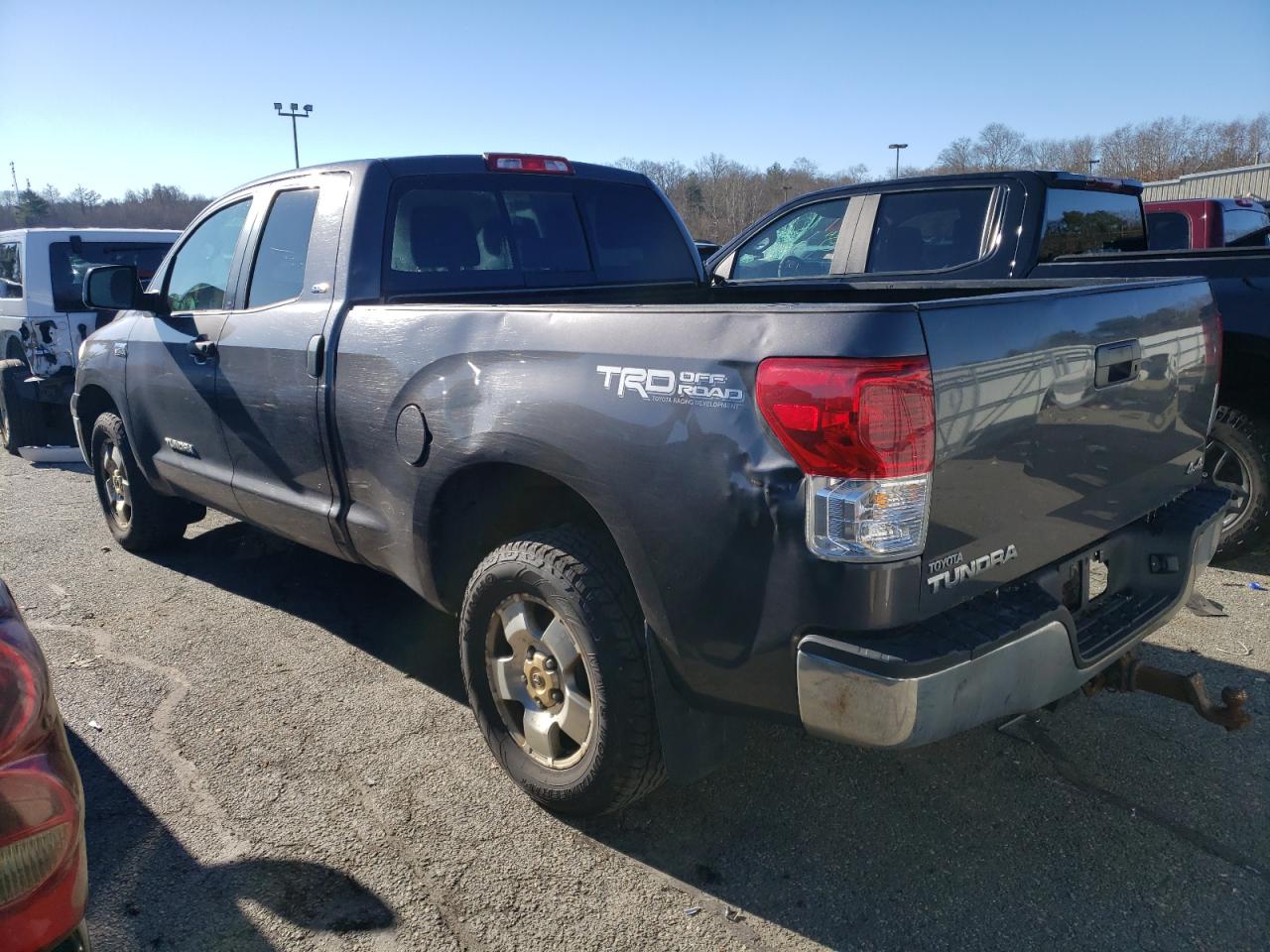 Obraz 2 z 2011 TOYOTA TUNDRA DOUBLE CAB SR5 2011 z VIN 5TFUY5F18BX190017