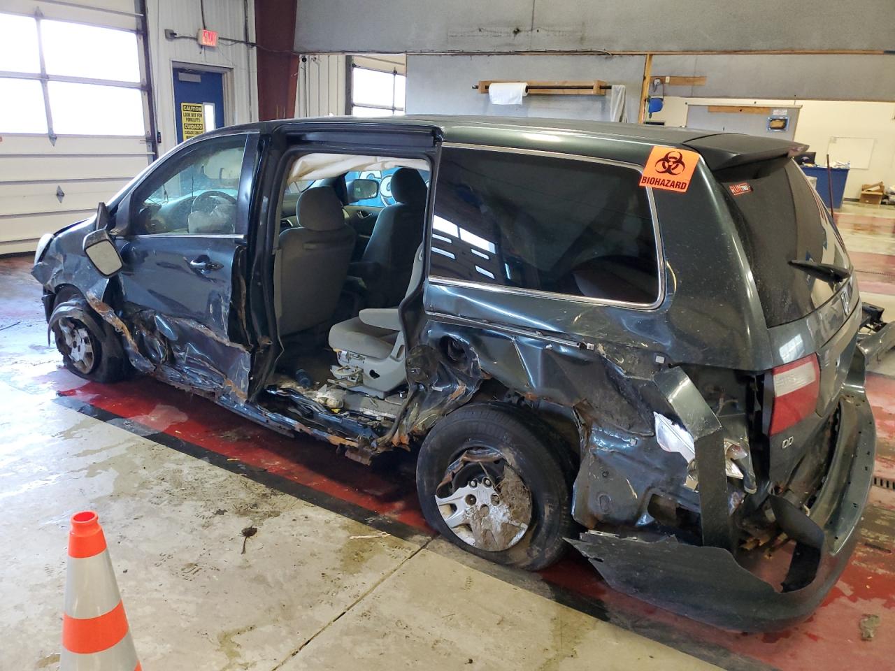 Image 2 of 2006 HONDA ODYSSEY LX 2006 with VIN 5FNRL38216B052219