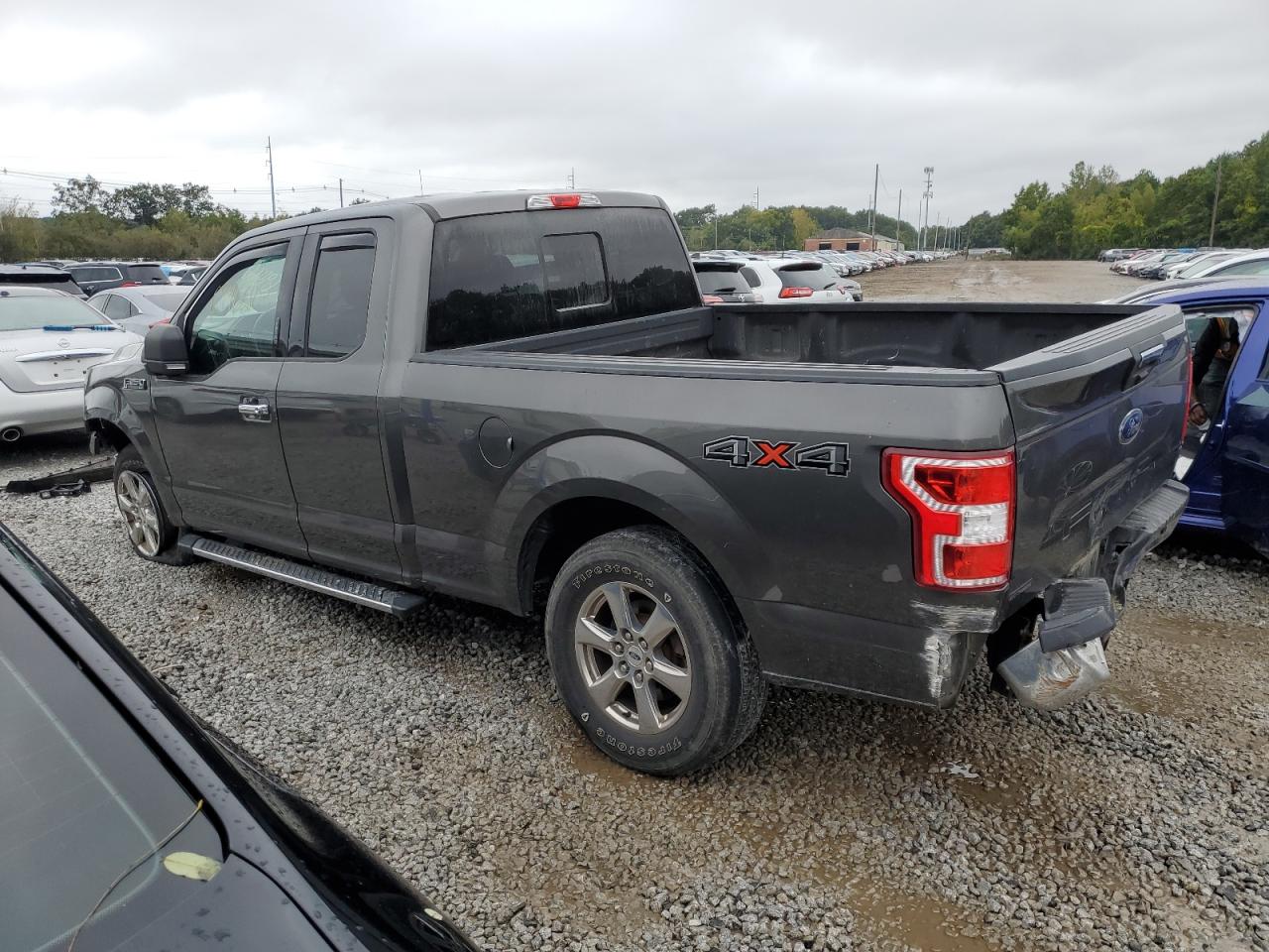 Obraz 2 z 2018 FORD F150 SUPER CAB 2018 z VIN 1FTFX1E51JKD28047