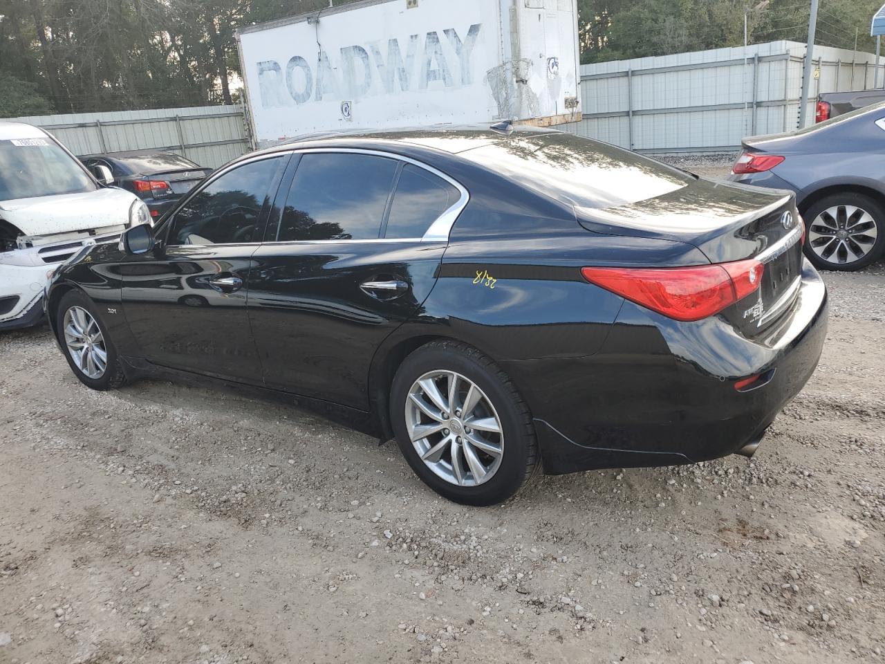 Изображение 2 2016 INFINITI Q50 PREMIUM 2016 с VIN JN1EV7AR6GM342832